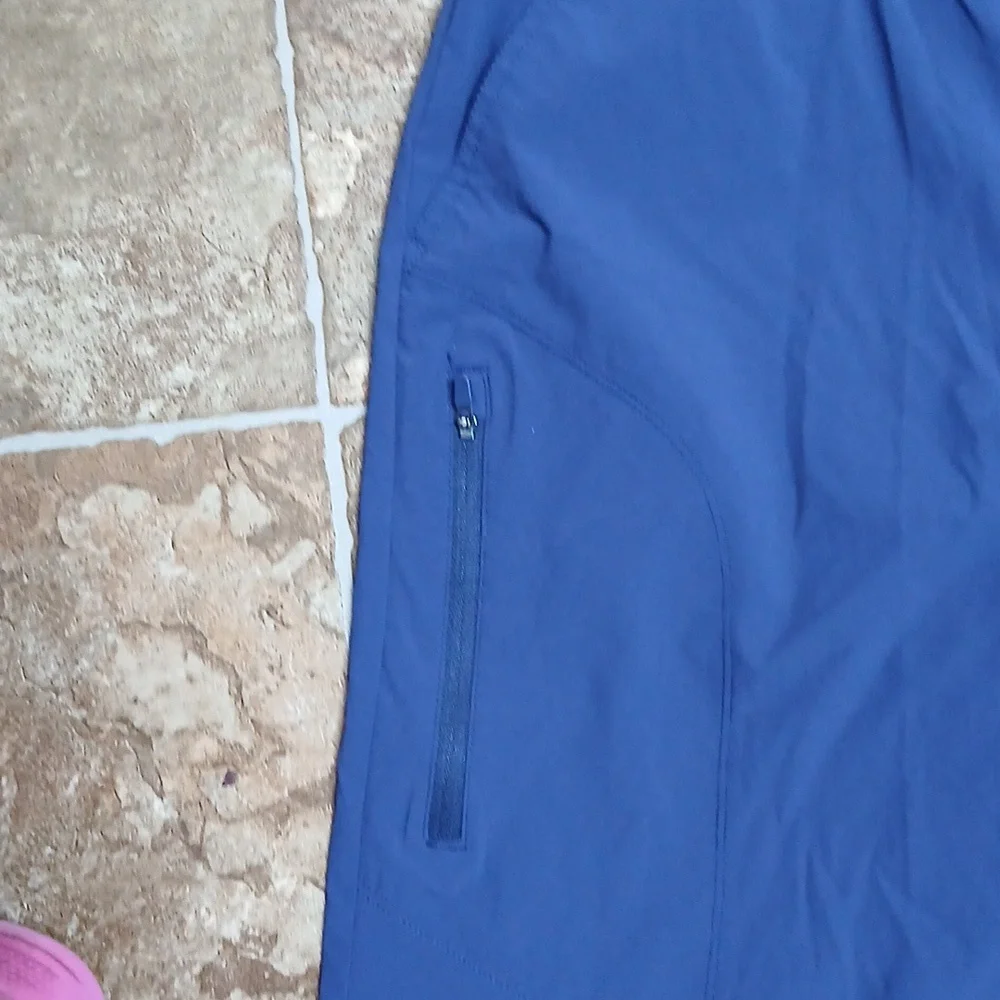 Baleaf Navy Activewear Bermuda Shorts  Blue Elastic Waist Size Large - Picture 3 of 5